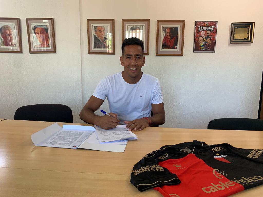 Colón anunció el arribo de Matías Ibáñez