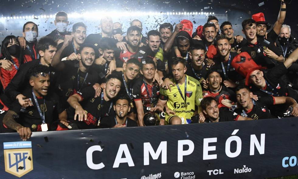 Un integrante del plantel campeón de Colón pasó un mal momento y pide colaboración