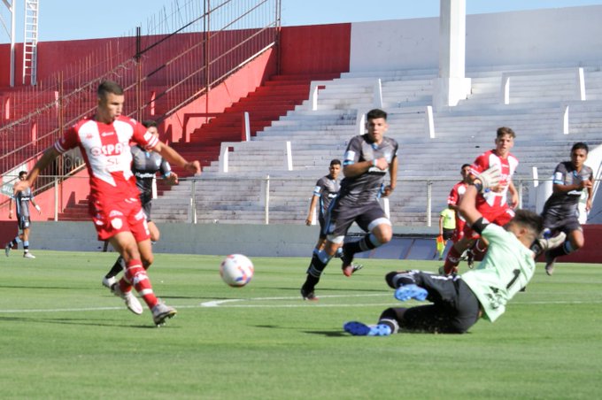 Reserva: Unión derrotó a Atlético Tucumán y se recuperó de la caída en Córdoba