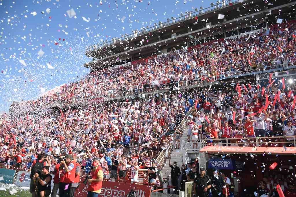 Unión levanta el telón del 2022 ante River en el «15 de abril»