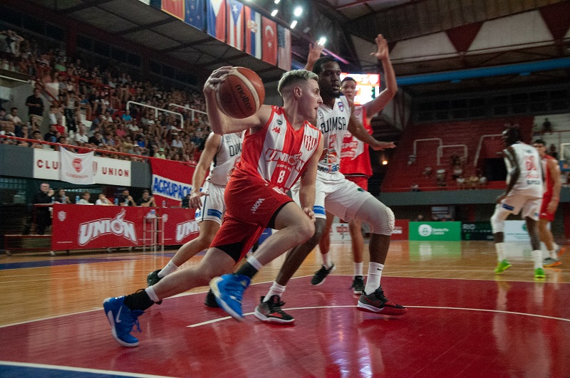 Triunfazo de Unión ante el líder Quimsa