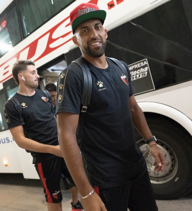 Los minutos de Wanchope: una asistencia, una gran jugada, un gol errado y un susto