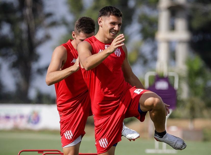 ¿Se agranda la enfermería Tatengue? Otro titular, casi afuera del duelo ante Platense