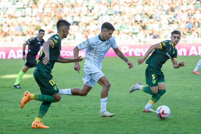 Antes de visitar a Unión, Banfield cayó ante Defensa y Justicia