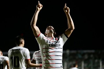 Video: Juanchón García anotó su primer gol en el empate de Newells ante Sarmiento