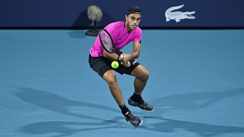 Francisco Cerúndolo ganó por abandono y se metió en las semis de Miami