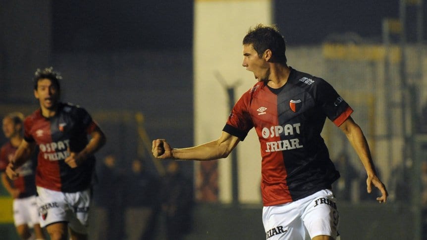 El Pipa Alario, pendiente de su querido Colón en el clásico ante Unión