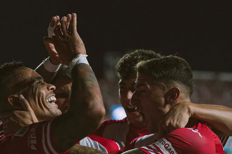 Con ausencias importantes, Unión recibe a Platense en el 15 de abril