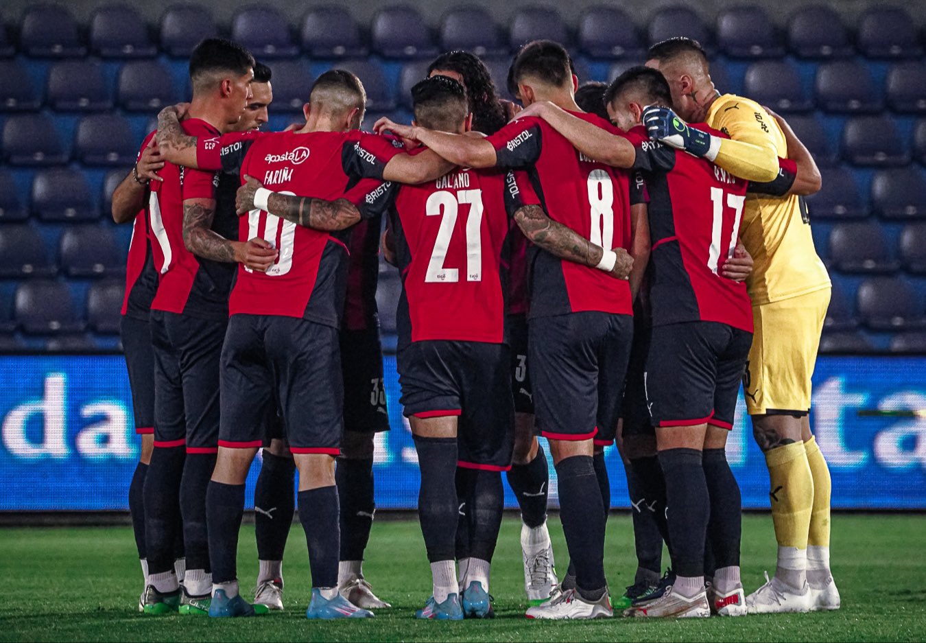 Cerro Porteño y Peñarol juegan por la punta del Grupo G de la Libertadores