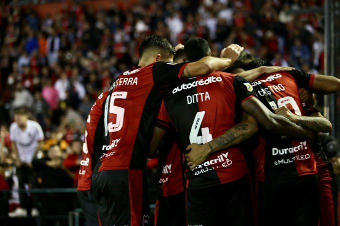 Ganó Newells, dejó fuera de la zona de clasificación a Unión y llegará entonado a Santa Fe