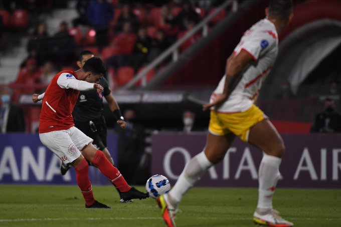 El Independiente de Domínguez llega a Santa Fe con 23 jugadores: ¿Cómo formaría ante Colón?