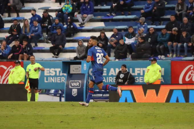 Tigre perdió ante Velez y crecen las expectativas de Colón