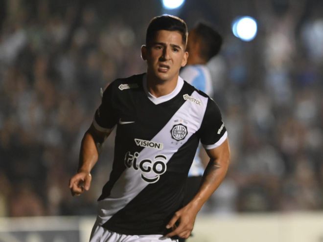 Paiva con chances de ser titular en Olimpia para el partido frente a Colón