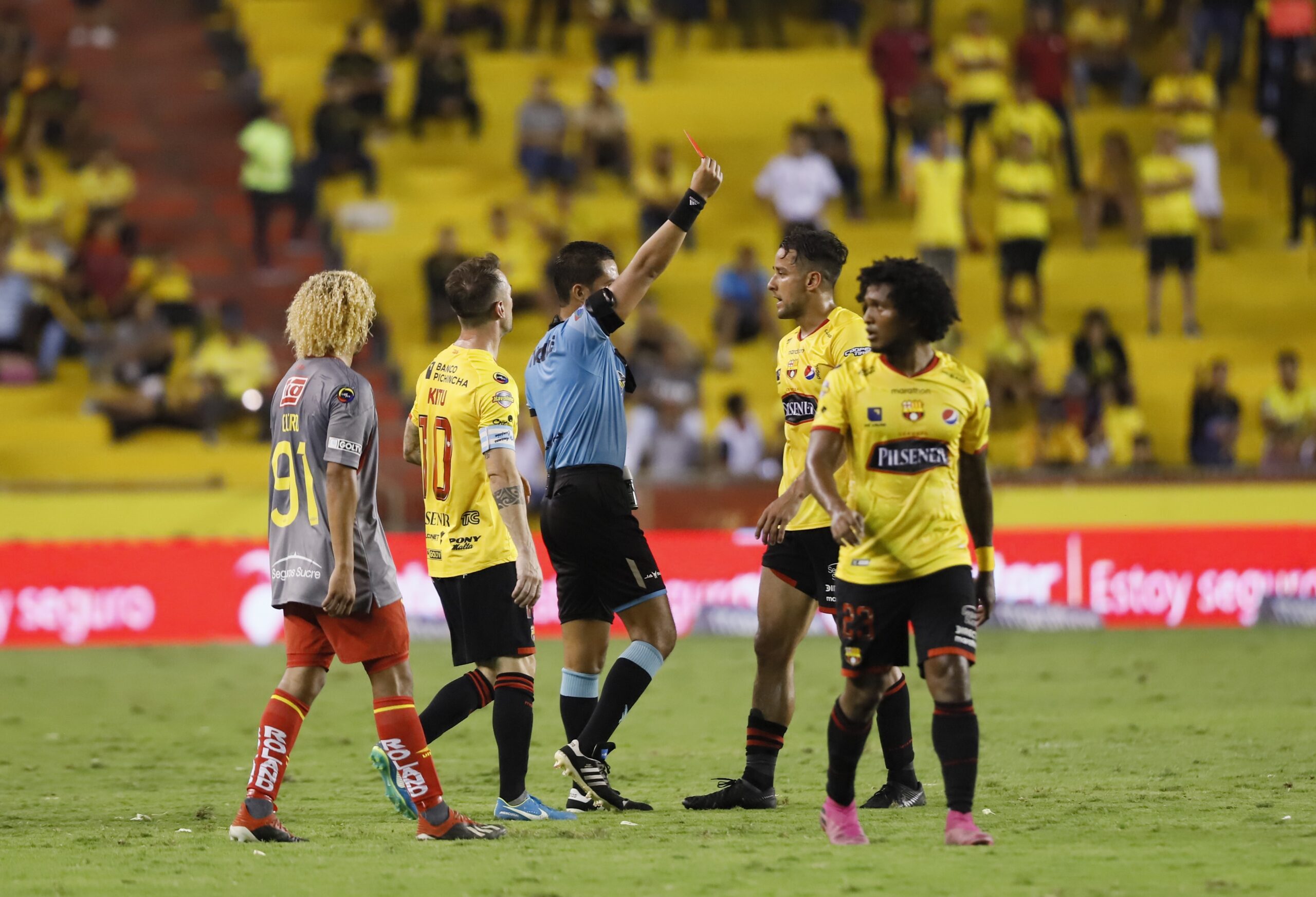 Árbitro definido para el juego entre Unión y Oriente Petrolero