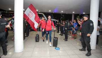 Unión partió rumbo a Bolivia