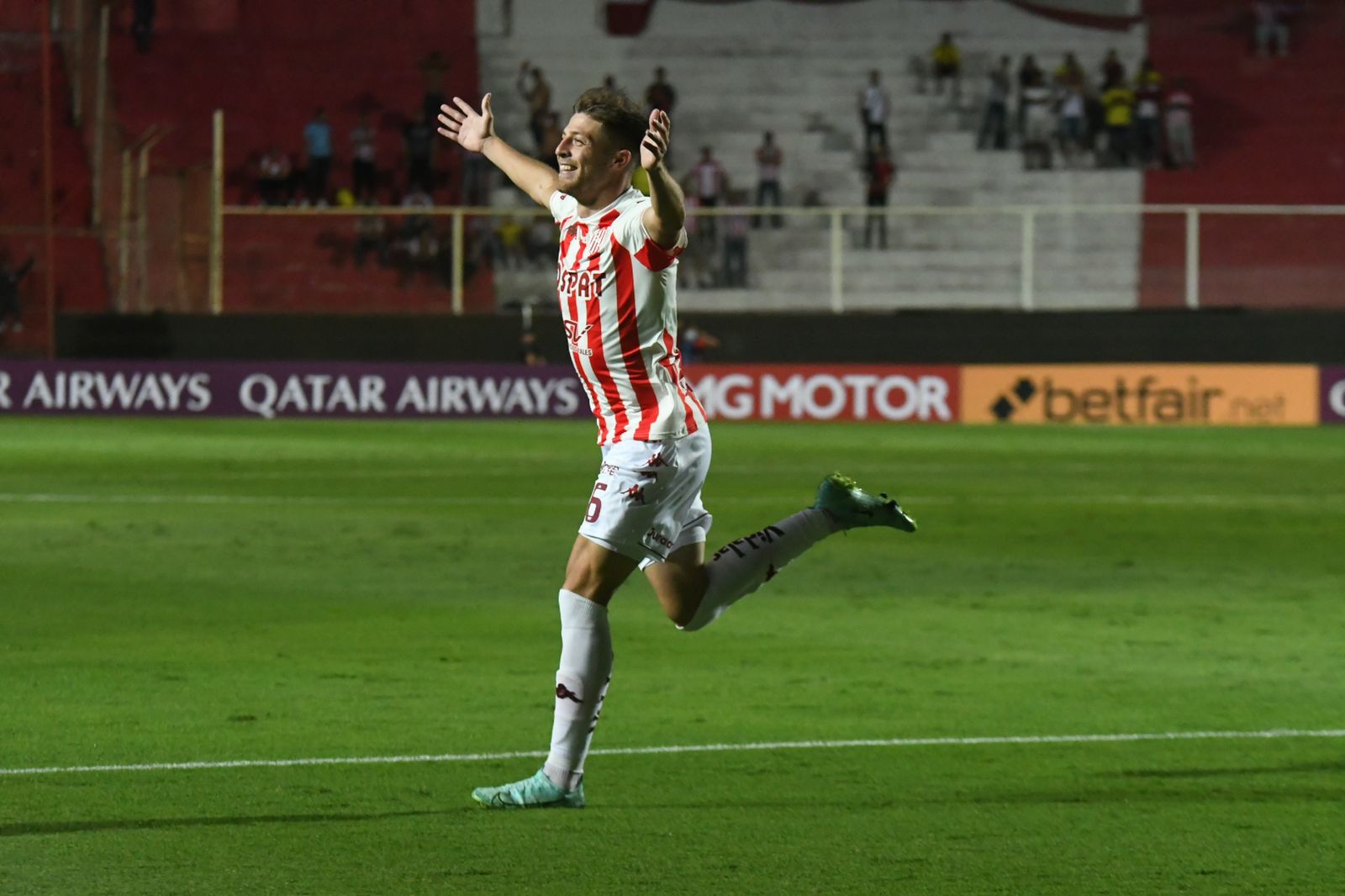 El acierto y el yerro de Vera marcaron un récord en torneos de Conmebol