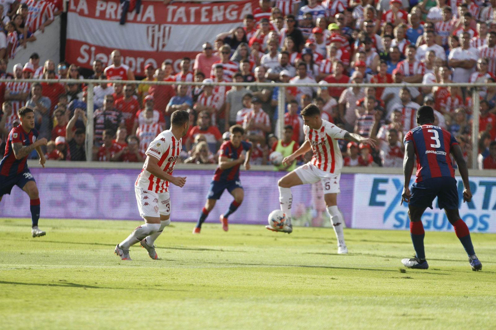 Corvalán: «Mucho análisis no podés hacer cuando te hacen dos goles de pelota parada»