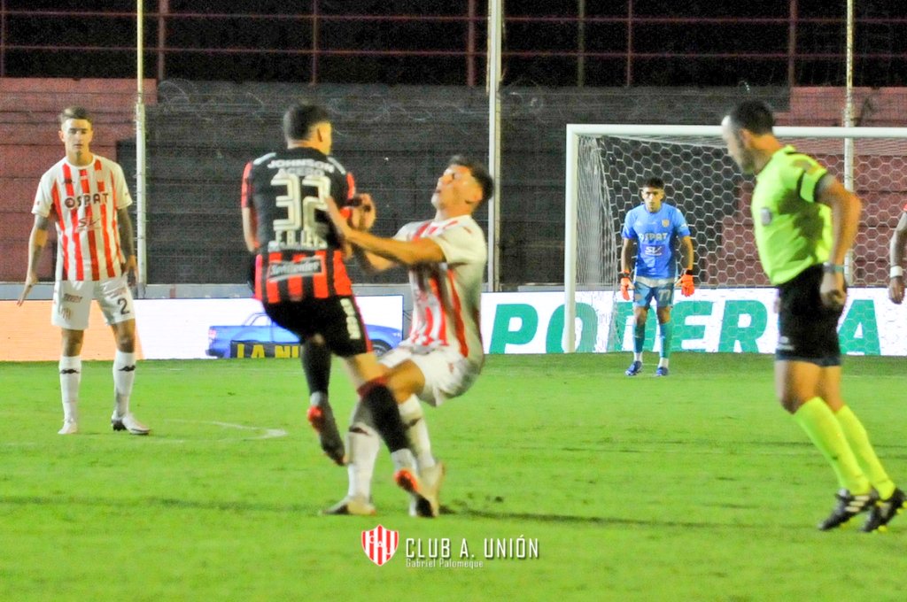 Los problemas de Munúa para el miércoles: Enzo Roldán y Leonardo Ramos