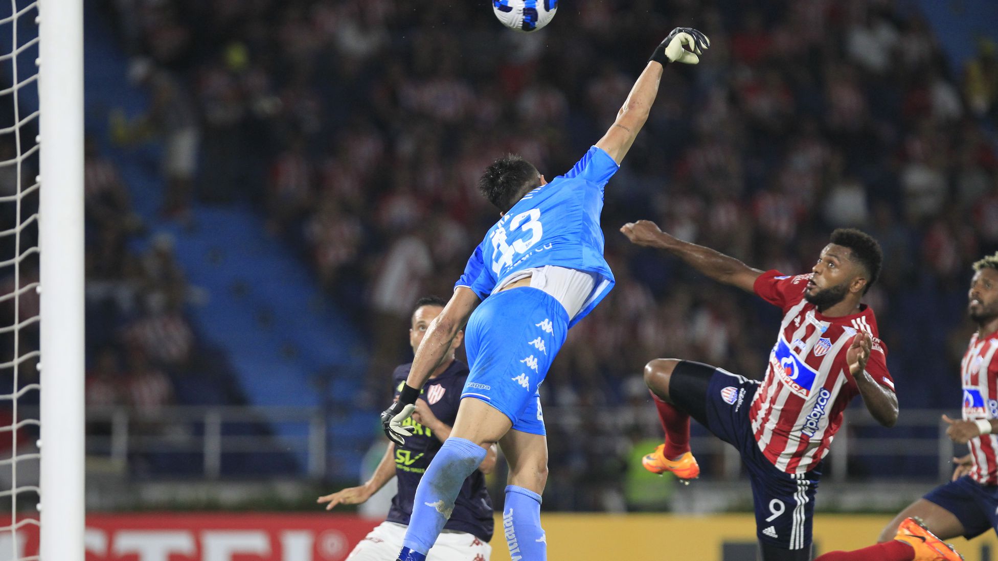 Dos baluartes de Unión, en el once ideal de la última fecha de la Copa Sudamericana