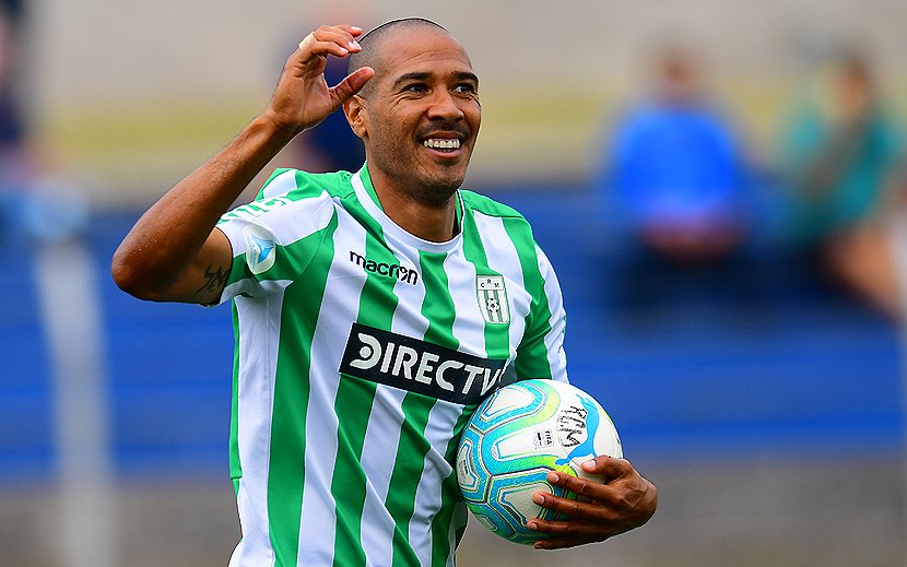 Un ex Colón lidera la tabla de máximos goleadores en la Segunda División de Uruguay