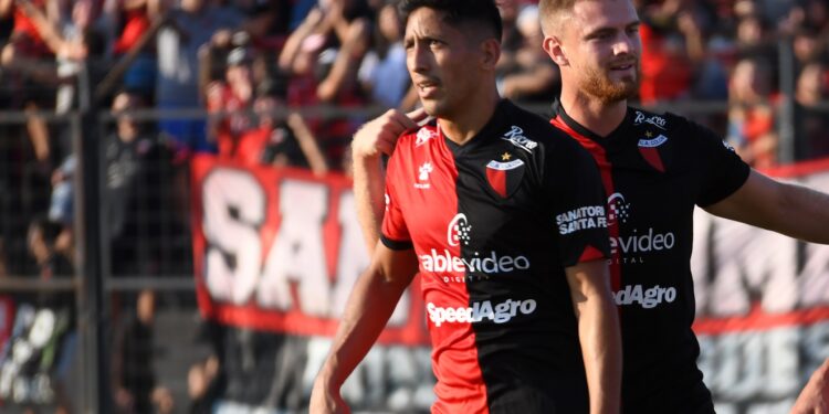 Colón ofertó más que nadie por Aliendro, pero el Peti ya tendría otro destino: el trasfondo detrás de la decisión