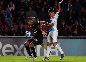 Colón recupera un jugador para ocupar un sector donde sufrió ante Talleres