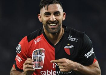 El selecto grupo al que ingresó Wanchope Ábila con su gol ante Talleres