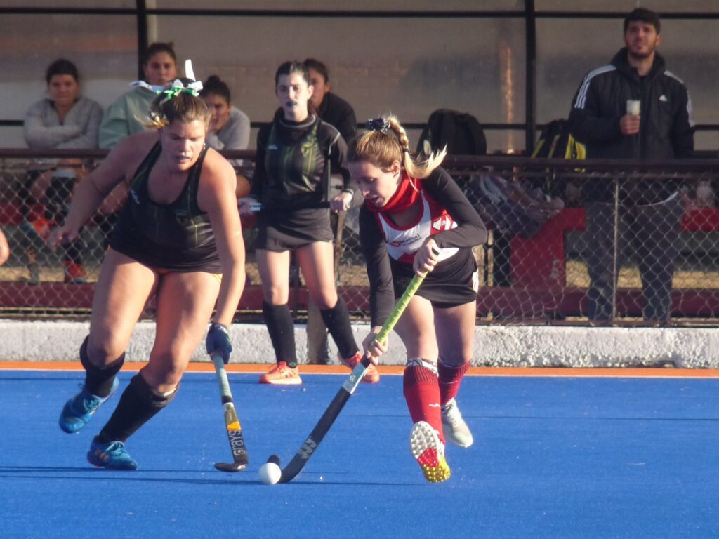 El Dos Orillas de Hockey Femenino tuvo acción este viernes