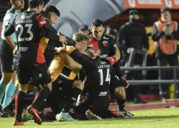 Colón buscará dar en Córdoba el primer paso rumbo a los 4tos de final de la Libertadores