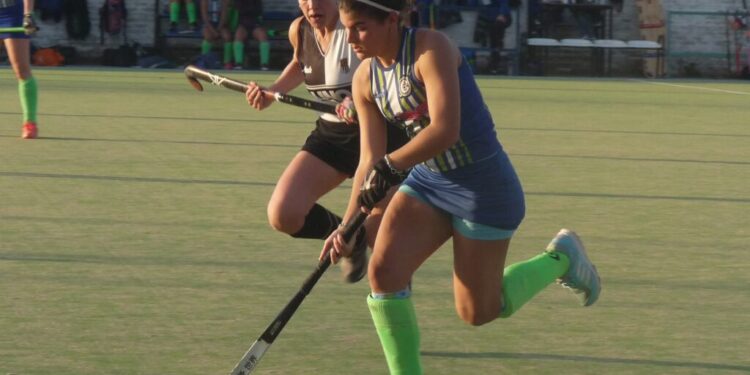 Banco va por la consagración en el torneo Dos Orillas de Hockey Femenino