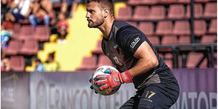 ¿El arco de Colón queda «Chicco»?