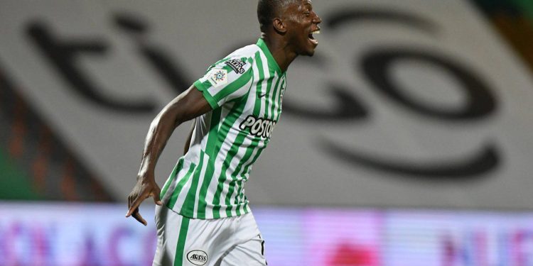 Para Wilson Morelo, Colón se refuerza con un «jugadorazo»