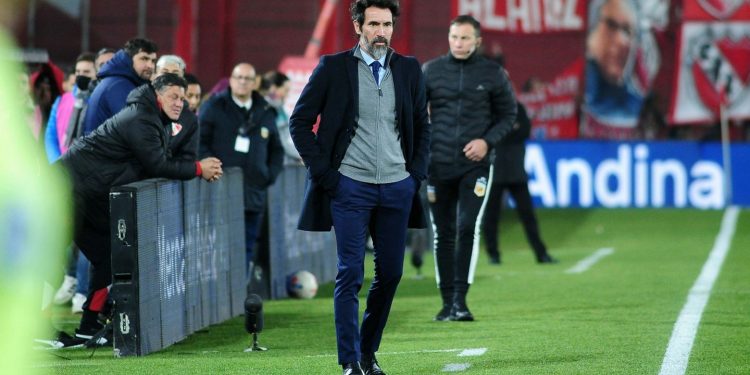 Independiente perdió el clásico ante Racing y Domínguez se fue sin hablar: ¿Sigue?