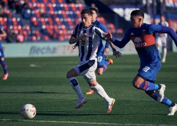 Antes de visitar a Colón, Talleres rescató un empate en Victoria ante Tigre