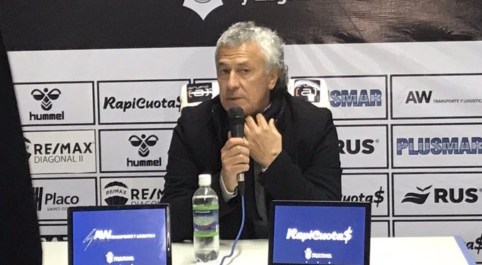 Pipo Gorosito apuntó contra Trucco: «Siempre que nos dirige, pasa algo»