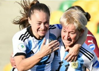 Argentina vapuleó a Uruguay en la Copa América de fútbol femenino