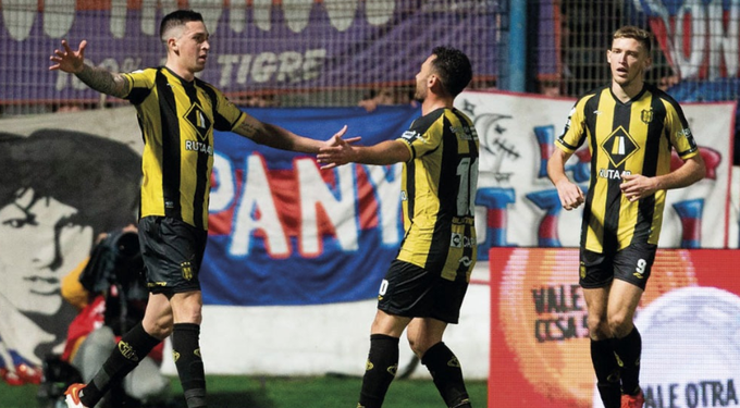 Batacazo del Deportivo Madryn de Pancaldo: eliminó a Tigre de la Copa Argentina