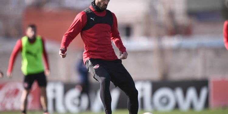 Fuerte decisión de Serrizuela para armar el once de Independiente para visitar a Colón