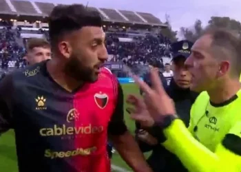 Video: Mirá el airoso reclamo de Wanchope que se hizo viral