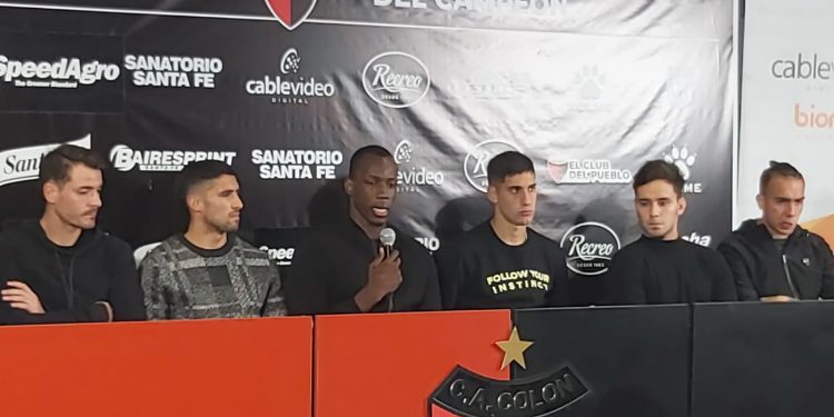 Colón presentó a sus refuerzos de manera oficial