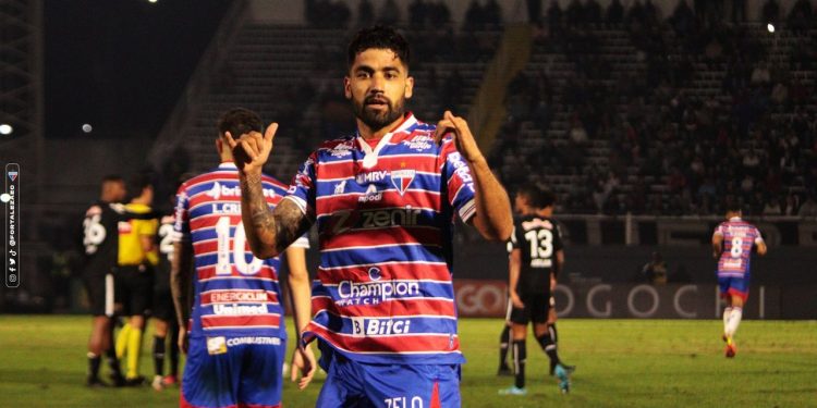 Brítez debutó en Fortaleza: ¡Que presentación Emanuel!