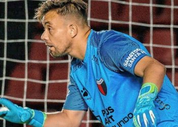 Las palabras de Burián a Chicco luego del partido de Colón con Vélez