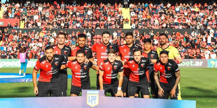 Colón dio a conocer la lista de convocados para jugar contra Sarmiento de Junín