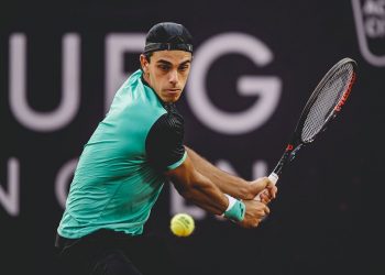 Francisco Cerúndolo continua firme en el ATP de Hamburgo
