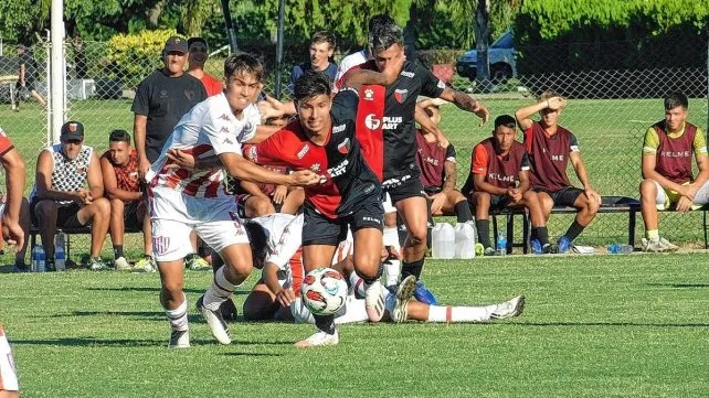 LSF: Se juega una nueva edición del clásico santafesino en La Tatenguita