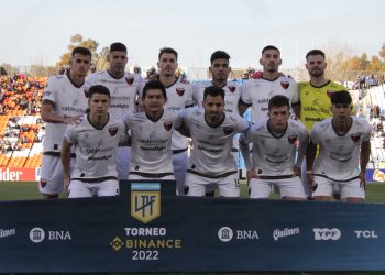 Colón volvió a perder en Mendoza y las horas de Falcioni ahora sí parecen estar contadas