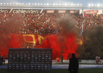 Colón comenzó a vender entradas para el compromiso ante Independiente