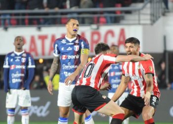 Estudiantes ganó, gustó, goleó a Fortaleza y pasó a 4tos de la Libertadores