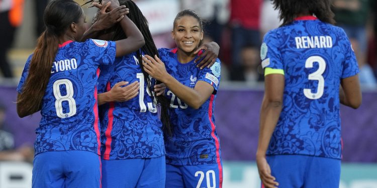 Francia venció a Bélgica y lidera su grupo de la Eurocopa Femenina