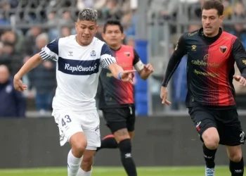 Colón empató en La Plata en el debut de Rondina como DT